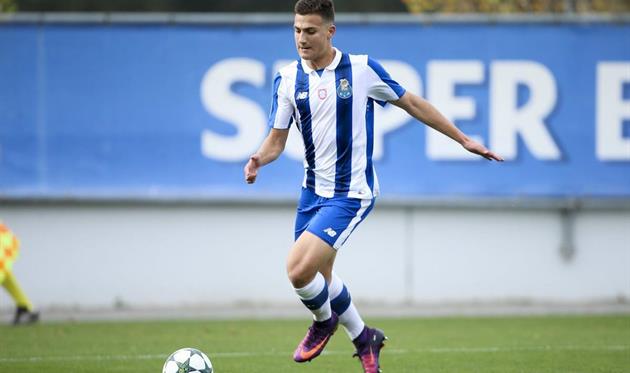 Далот прошел медосмотр в МЮ