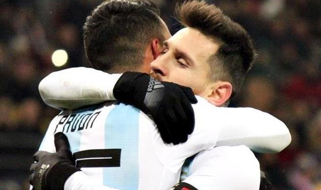 Павон и Месси