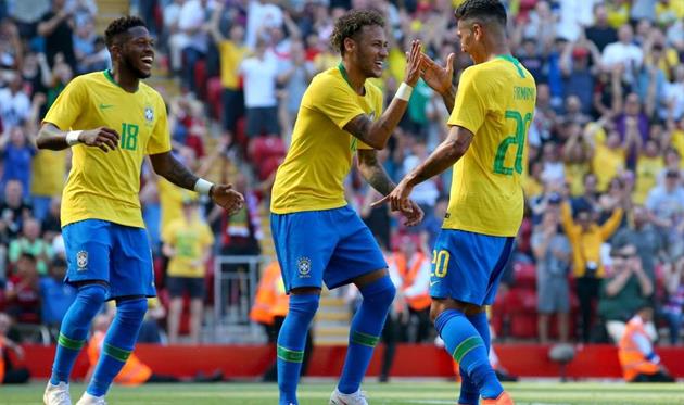 Фред (слева) и Роберто Фирмино (справа) сышрают за сборную Бразилии на ЧМ-2018, Getty Images