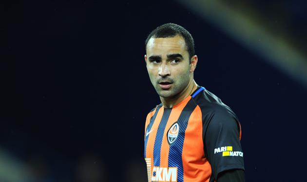 Исмаили, ФК Шахтер