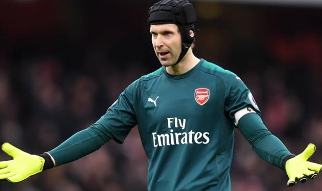 Наполи хочет арендовать Чеха