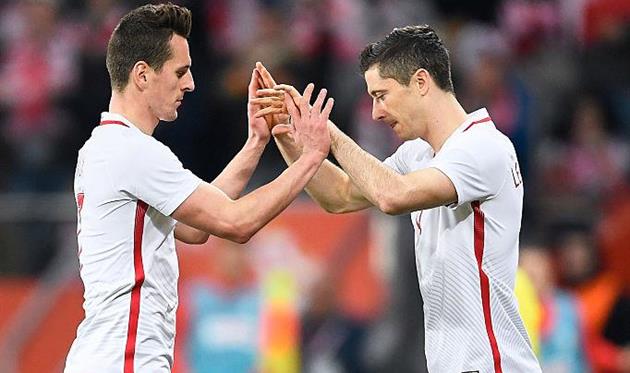 Аркадиуш Милик и Роберт Левандовски, Getty Images