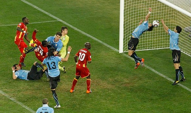 Футбольні мундіалі: від великого до смішного. Частина ХІХ. Рука Бога: уругвайська версія