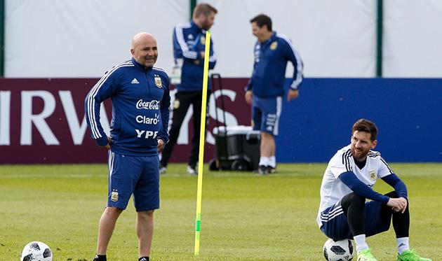 Хорхе Сампаоли и Лионель Месси, Getty Images