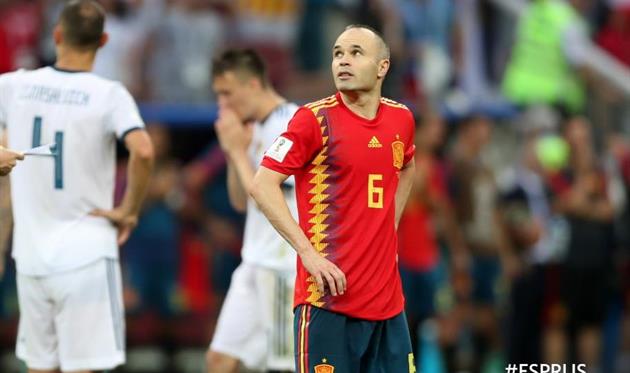 Иньеста попрощался со сборной Испании