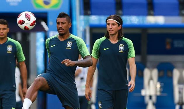 Бразилия — Мексика: Филипе Луис и Рафа Маркес в основе