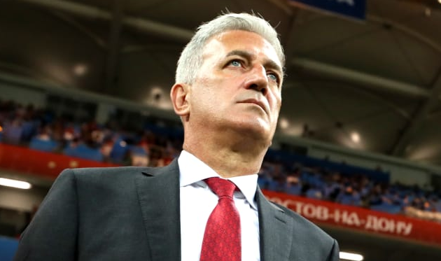 Владимир Петрович, fifa.com