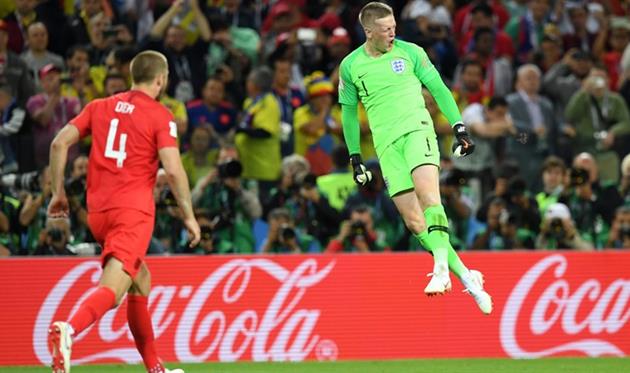 Пикфорд — второй вратарь сборной Англии, отражавший пенальти в послематчевой серии