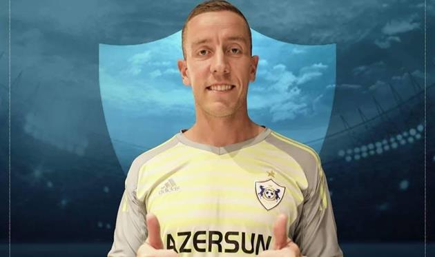 Карабах подписал основного кипера сборной Исландии Халльдоурссона