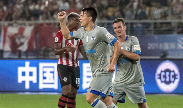 Евгений Коноплянка, фото ФК Шальке