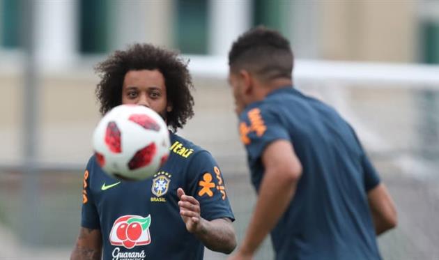 Тите: Мы вернемся к варианту с Марсело