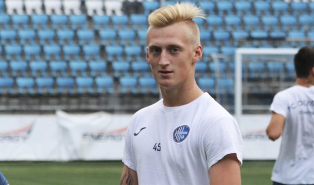 ВЛАДИСЛАВ ХОМУТОВ, ФК ОЛИМПИК