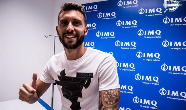 Борха Бастон, ФК Алавес