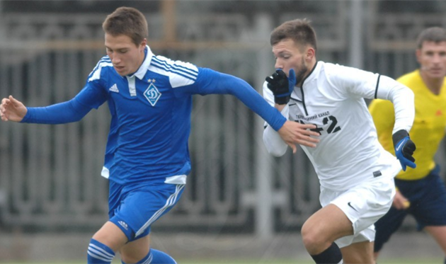 Максим Казаков (слева), фк динамо