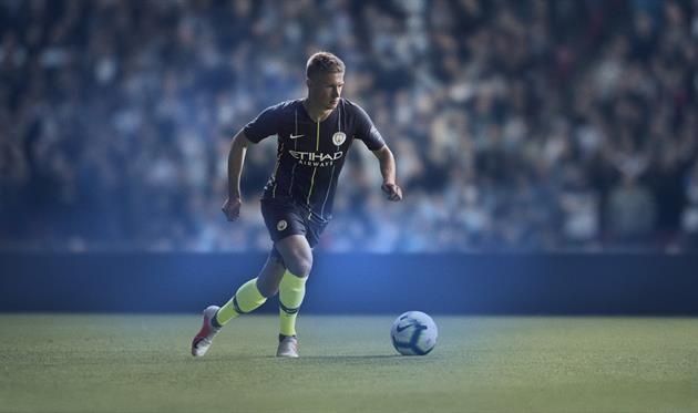 Ман Сити представил новую гостевую форму 