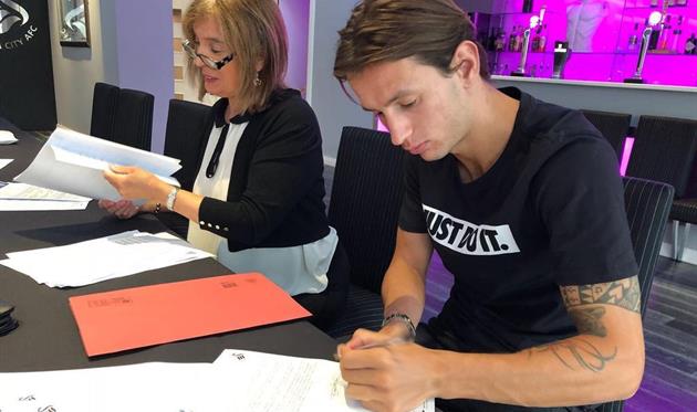 Берсант Целина, фото ФК Суонси