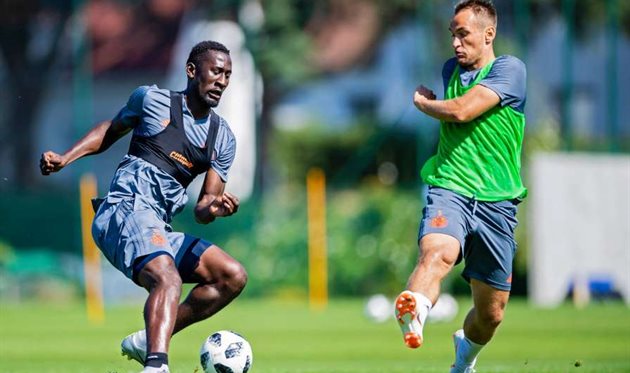 ЕВГЕНИЙ МАКАРЕНКО (СПРАВА), ФОТО: ФК АНДЕРЛЕХТ