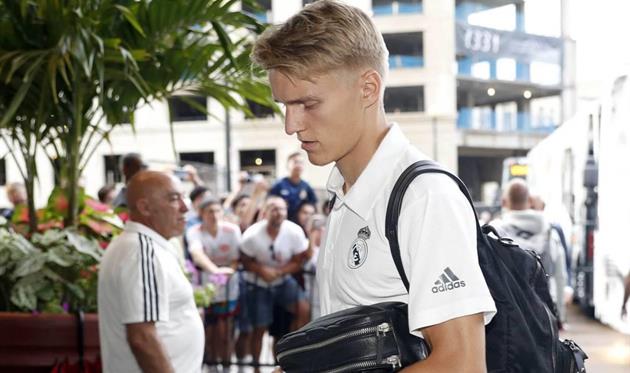 Мартин Эдегор может паковать вещи, фото AS