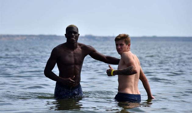 ​Как Мариуполь на черноморском побережье к матчу против Бордо готовился