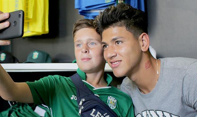 Хорхе Карраскаль (справа), ФК Карпаты