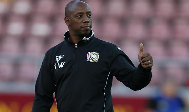 Иан Райт: Стерлинга критикуют на почве расизма