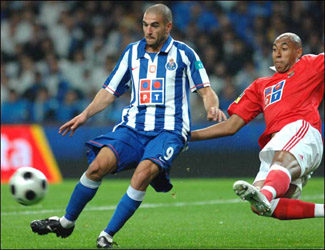 Лисандро Лопеса не остановить, фото fcporto.pt
