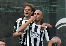 Массимо Маккароне (на переднем плане)