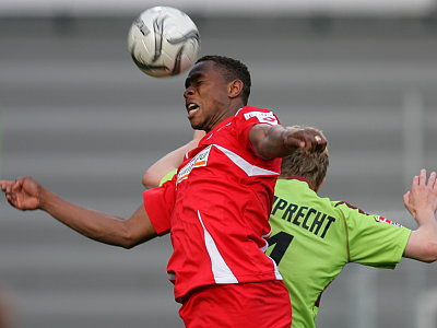 Очередной гол Борхи, kicker.de