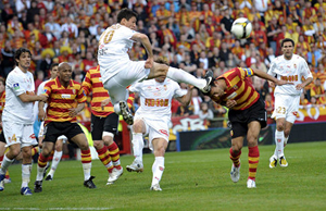 Момент с травмой Виторино Илтона, фото rclens.fr