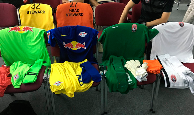 Заря и Лейпциг определились с игровой формой