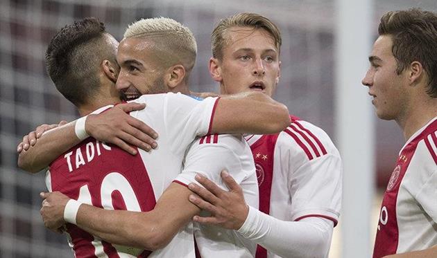 Фото ФК Аякс