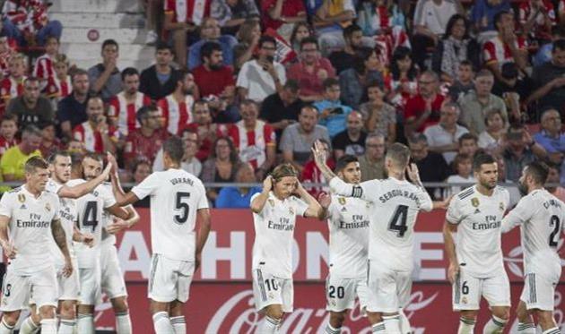 игроки реала отмечают взятие ворот, laliga.es