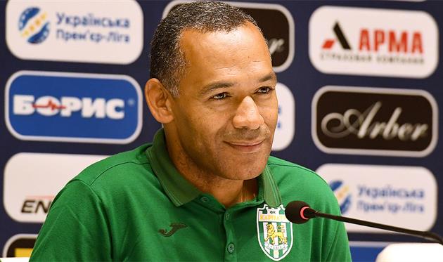 Жозе Мораиш, ФК Карпаты