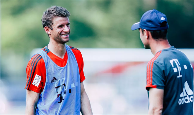 ТОМАС МЮЛЛЕР (СЛЕВА), ФК БАВАРИЯ