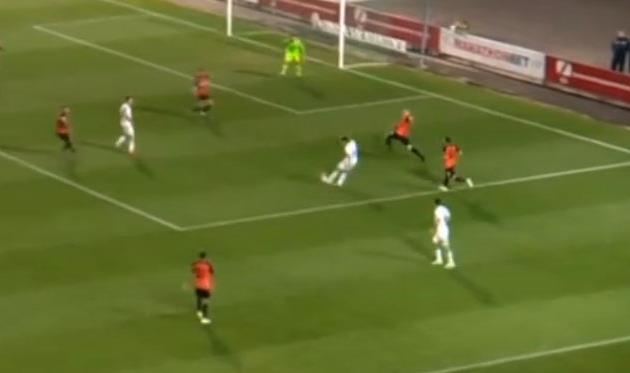 Красивый удар Шведа в девятку стал голом престижа для Карпат