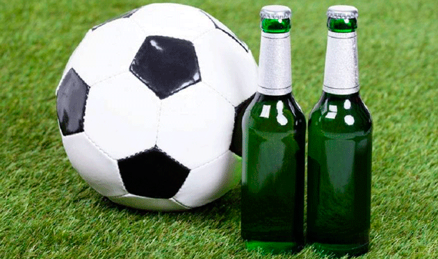 В чем ты разбираешься лучше — чешском алкоголе или футболе?