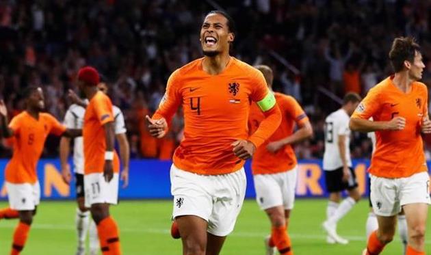 Ван Дейк не сыграет с Бельгией, он возвращается в Ливерпуль из-за травмы