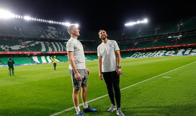 Пикфорд и Саутгейт рассматривают место действий