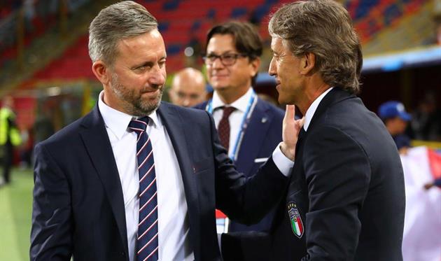 Ежи Бженчек и Роберто Манчини, Getty Images