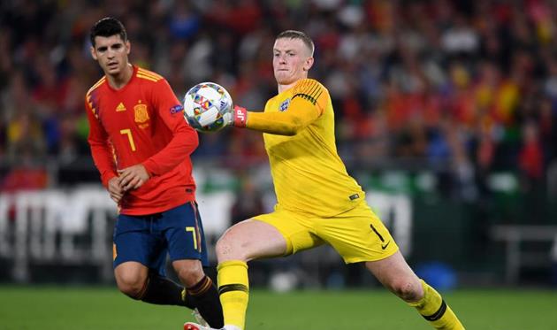 Джордан Пикфорд (справа), Getty Images