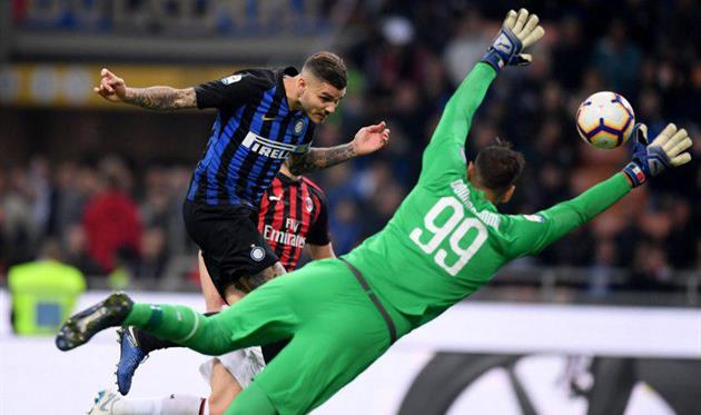 эпизод с голом икарди, twitter.com/acmilan