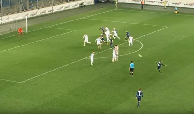 Классный выстрел со штрафного от Кравченко и другие голы 15-го тура Первой лиги