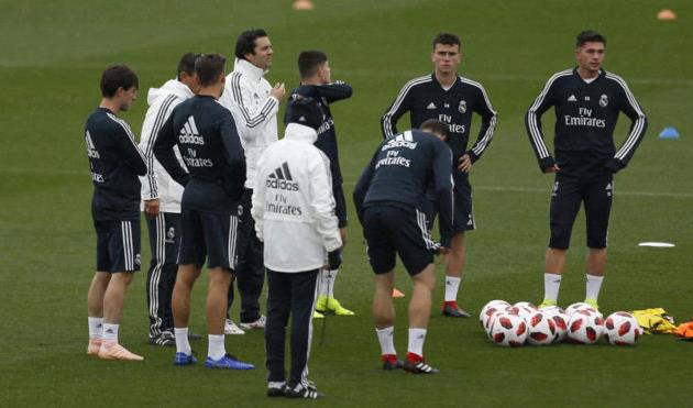 Сантьяго Солари, Marca