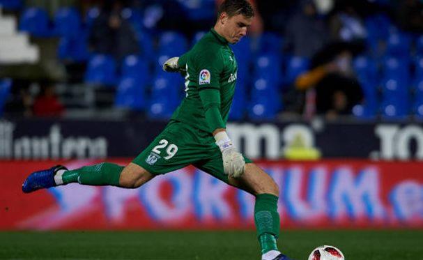 Андрей Лунин в матче против Райо Вальекано, Getty Images