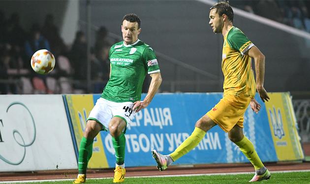 Артем Федецкий (слева), ФК Карпаты