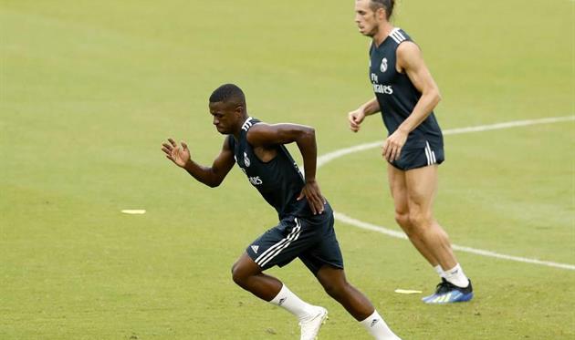 Фаны Реала призывают Солари заменить Бэйла Винисиусом