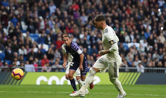 Серхио Рамос забивает 