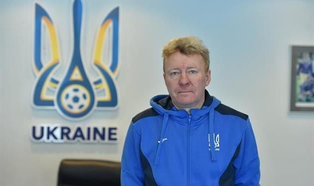 Павел Кузнецов - главный тренер, фото ФФУ