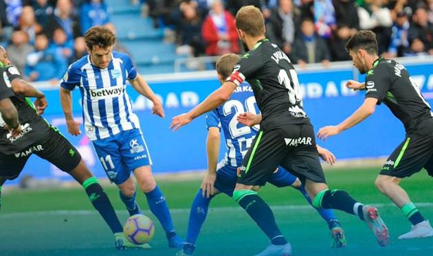 Алавес обыграл Уэску и вернулся в первую тройку