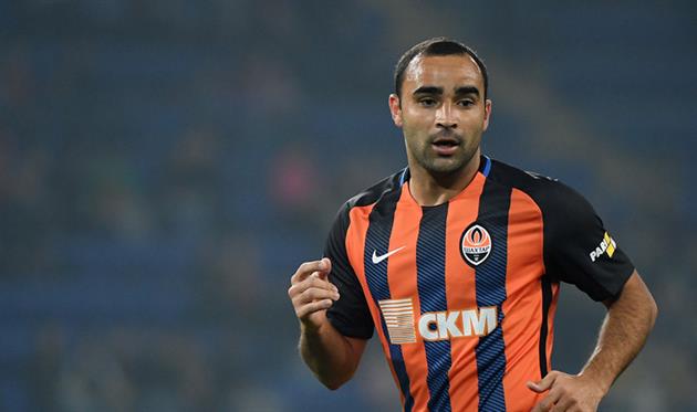 Исмаили, ФК Шахтер